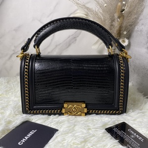 Chanel Handbags 938